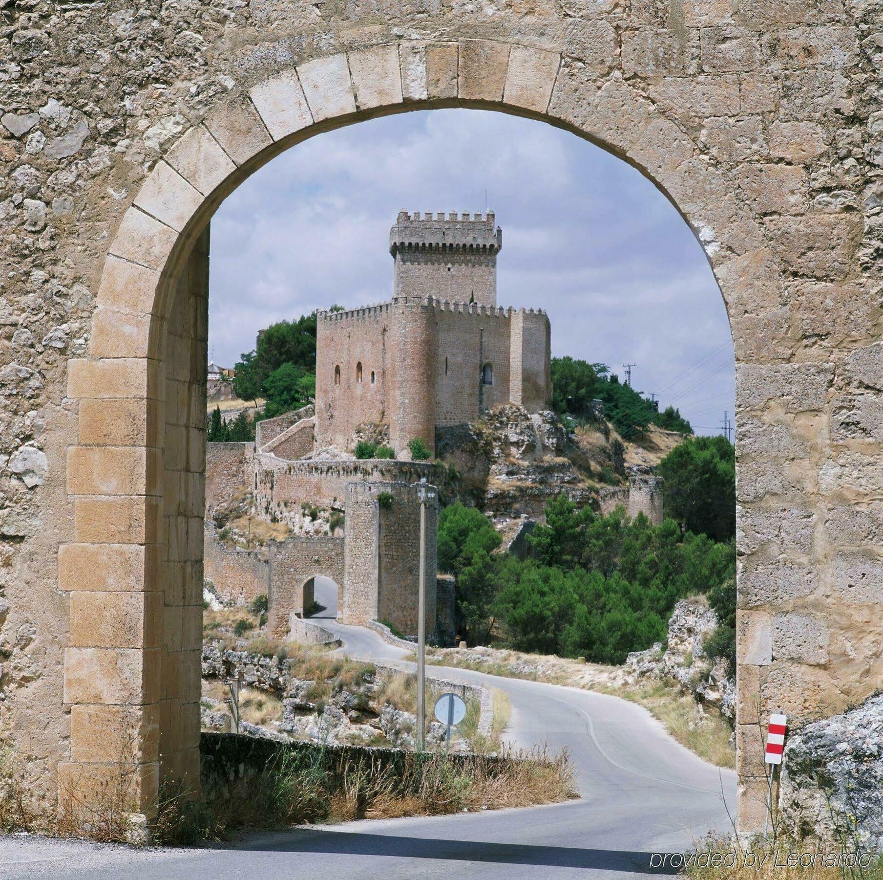 Parador De Alarcon Hotel Bagian luar foto